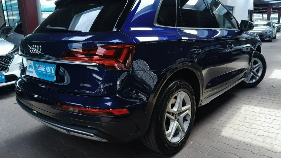 AUDI Q5 -