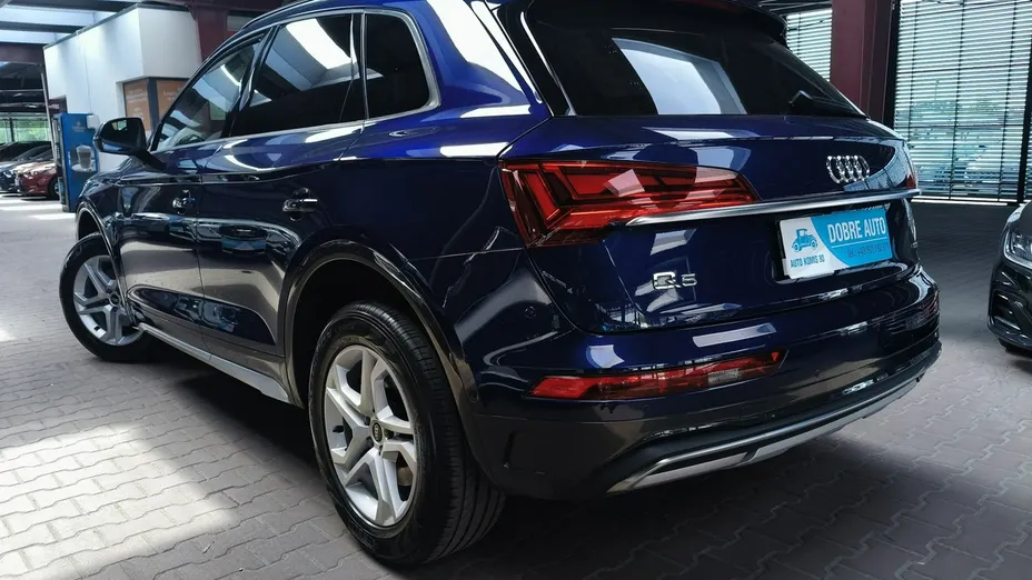 AUDI Q5 -