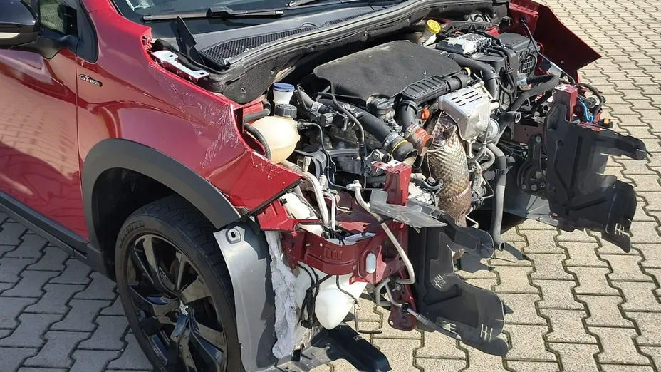 PEUGEOT 2008 -