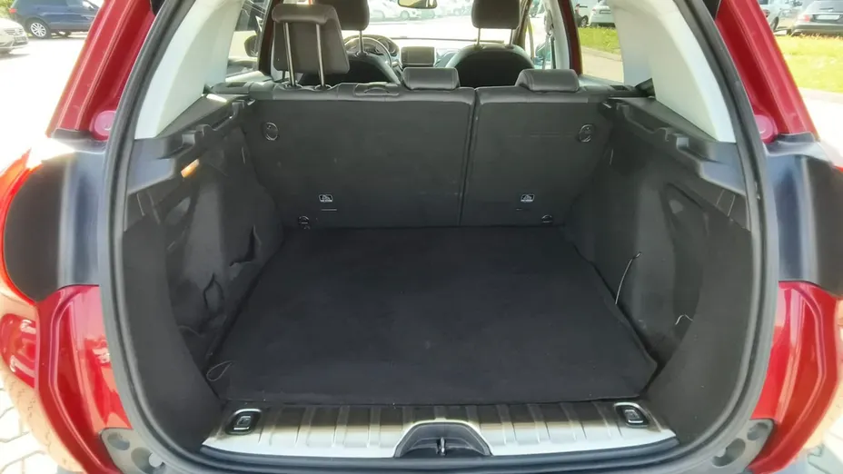 PEUGEOT 2008 -
