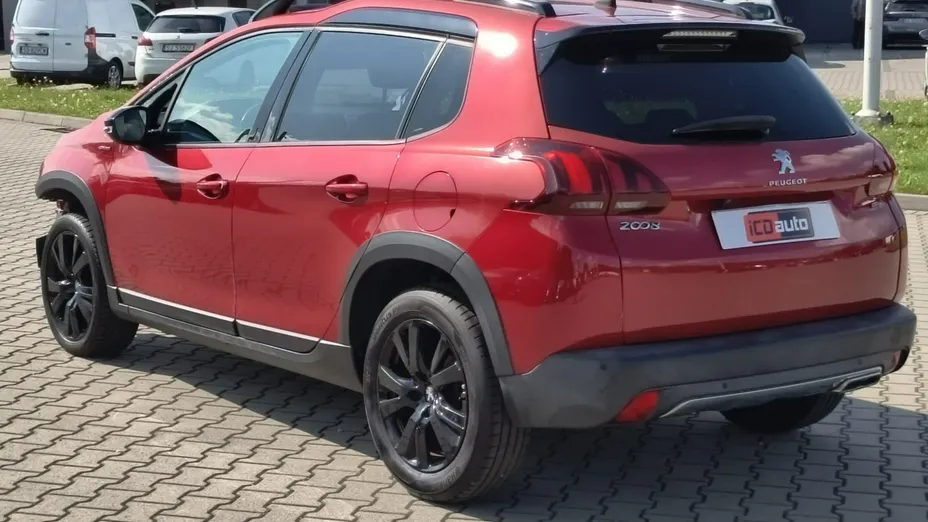 PEUGEOT 2008 -
