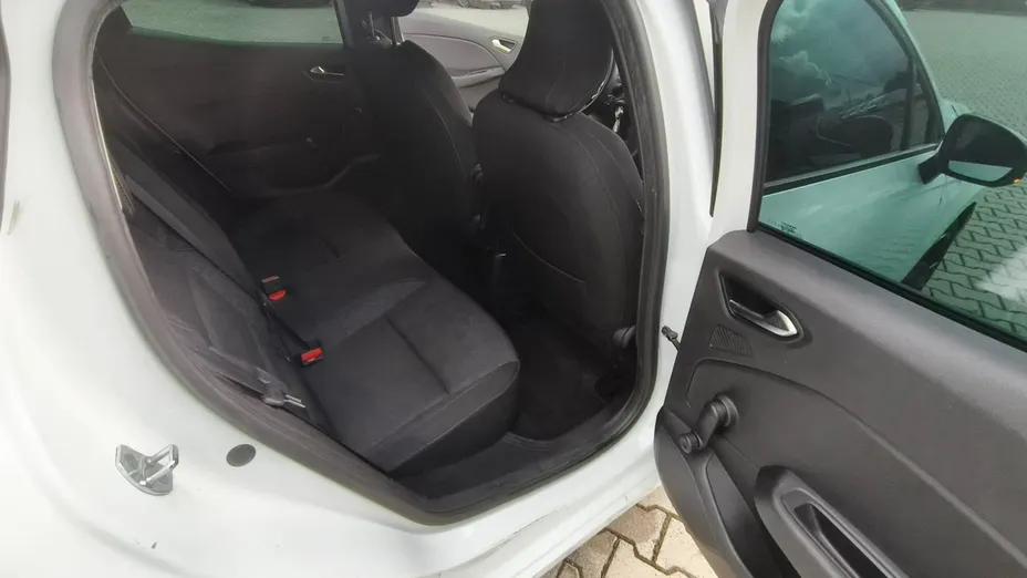 RENAULT Clio -