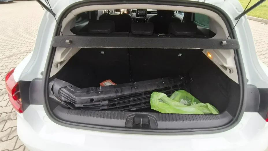 RENAULT Clio -
