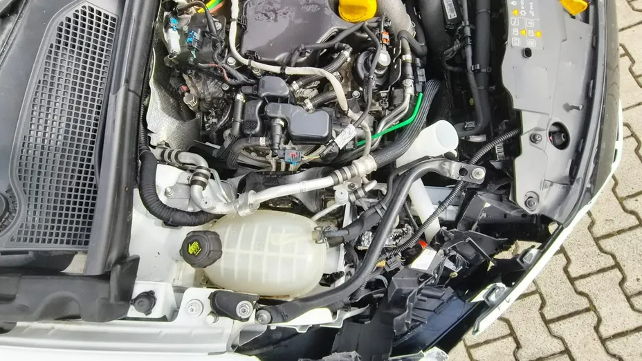RENAULT Clio -