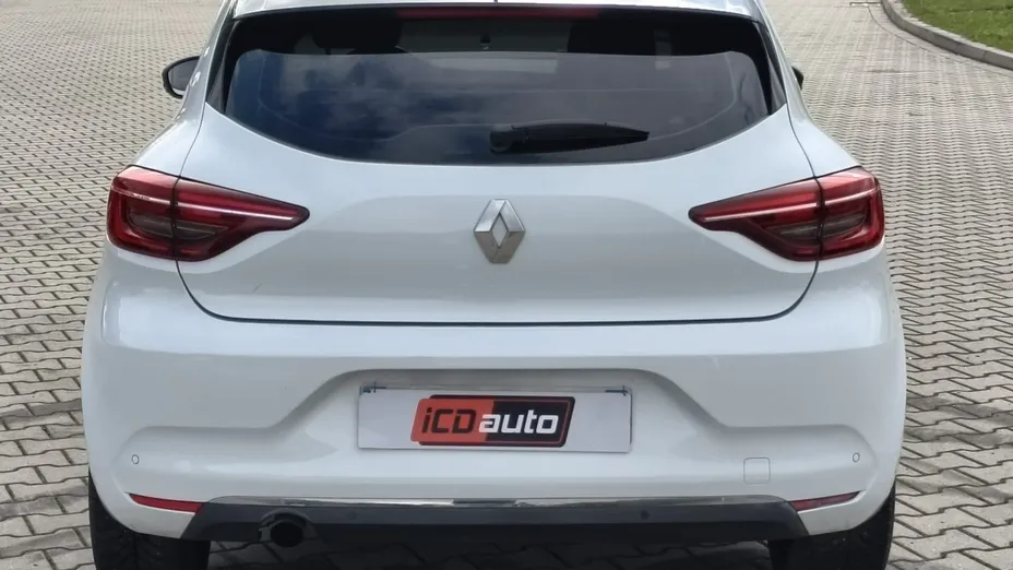 RENAULT Clio -