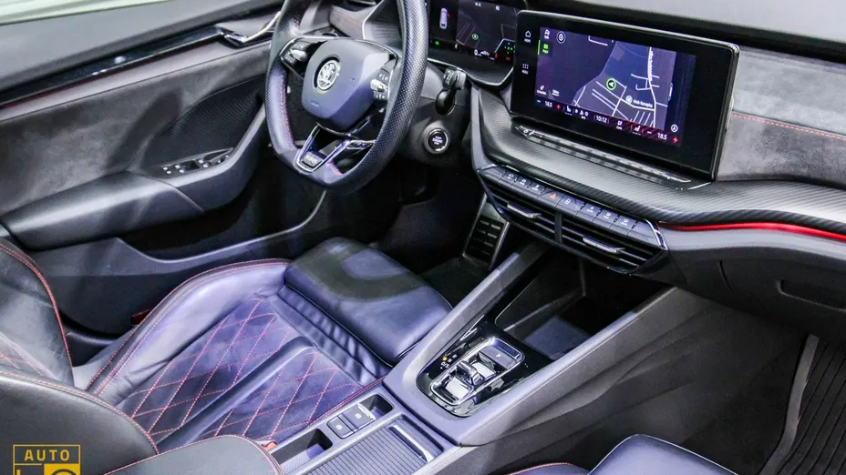 SKODA Octavia -