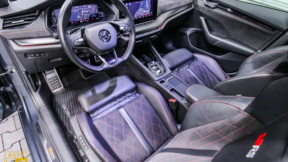 SKODA Octavia -