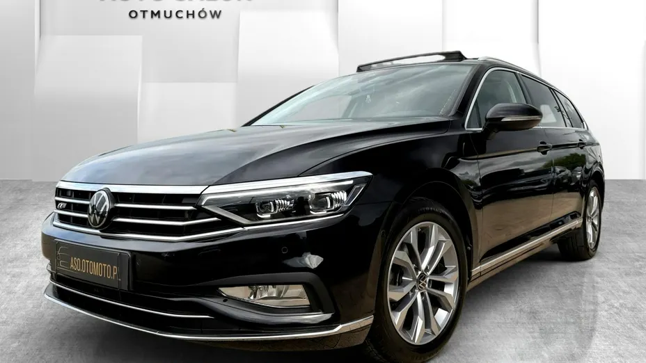 VOLKSWAGEN Passat -