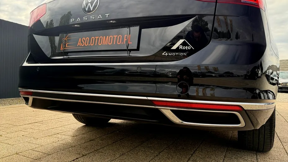 VOLKSWAGEN Passat -