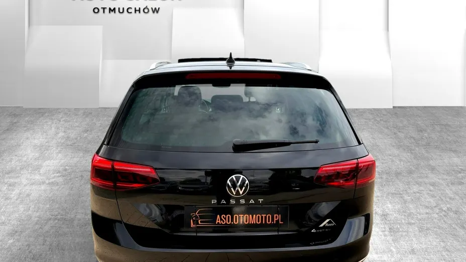 VOLKSWAGEN Passat -
