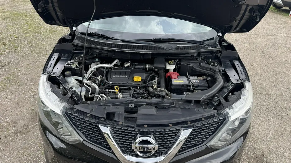NISSAN Qashqai -