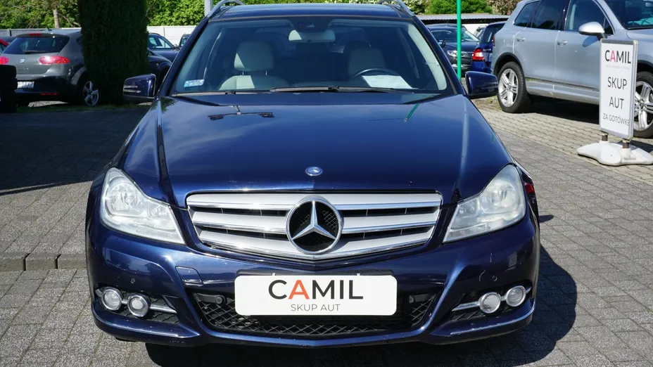 MERCEDES-BENZ C Klasa -