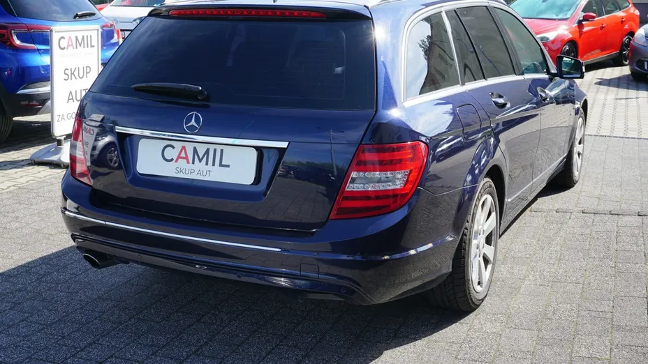 MERCEDES-BENZ C Klasa -