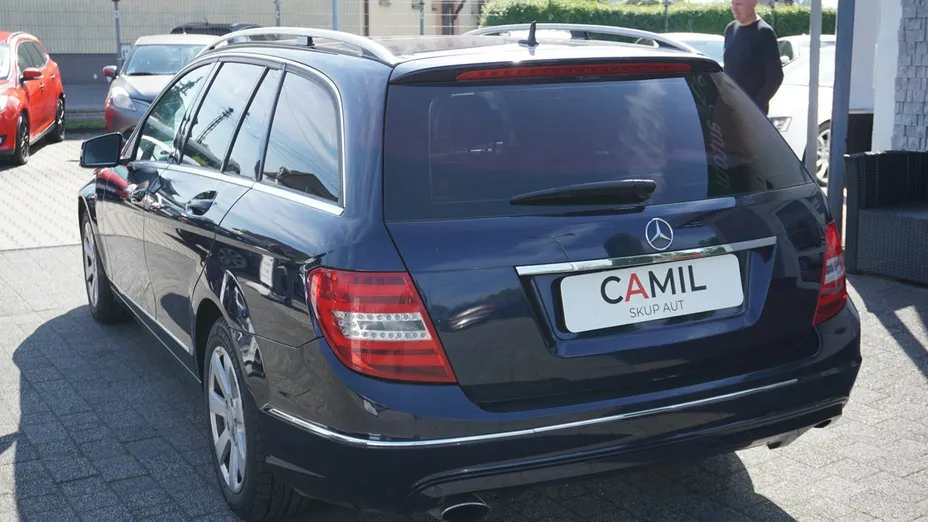 MERCEDES-BENZ C Klasa -