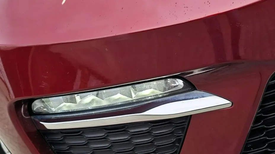 JEEP Grand Cherokee -