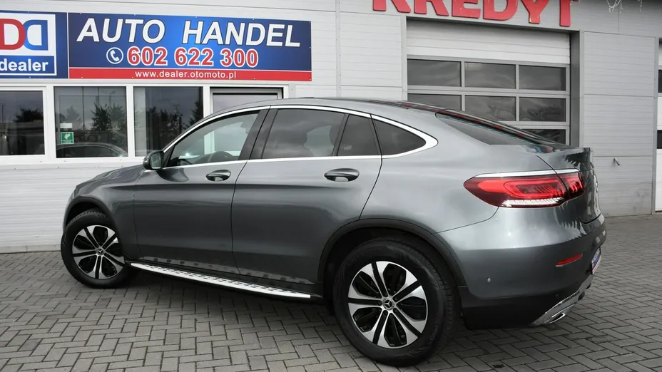 MERCEDES-BENZ GLC -