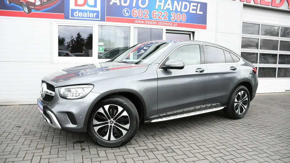 MERCEDES-BENZ GLC -