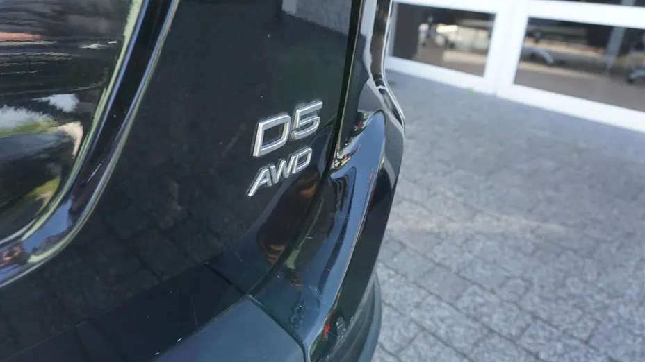 VOLVO XC60 -