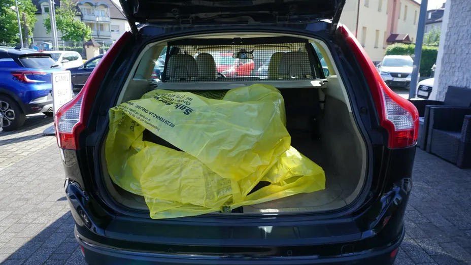 VOLVO XC60 -