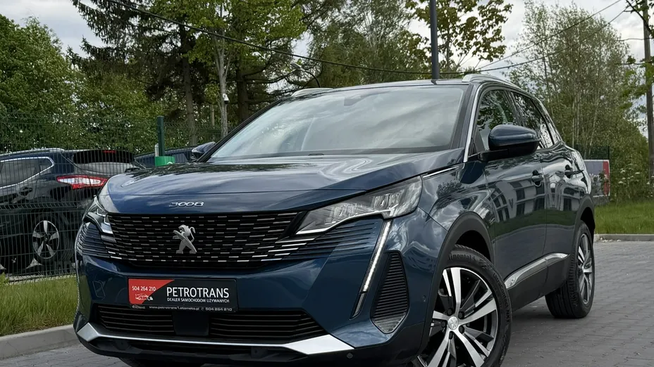 PEUGEOT 3008 -