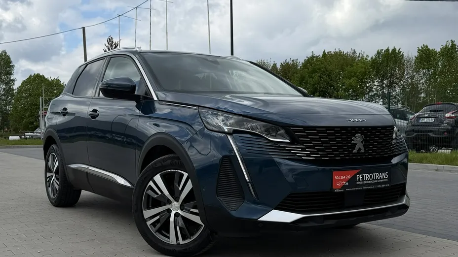 PEUGEOT 3008 -