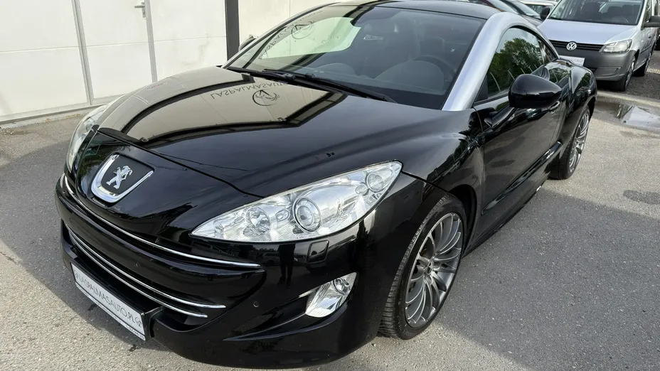 PEUGEOT RCZ -