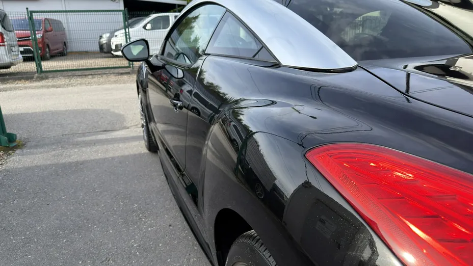 PEUGEOT RCZ -