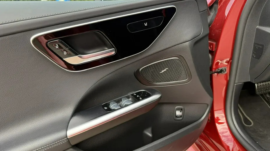 MERCEDES-BENZ C Klasa -
