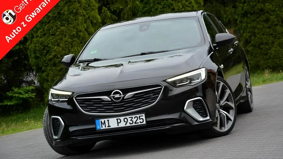 OPEL Insignia -