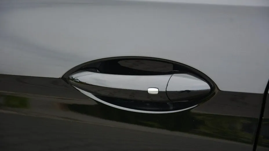 OPEL Insignia -