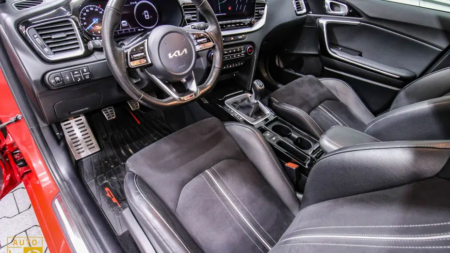 KIA ProCeed -