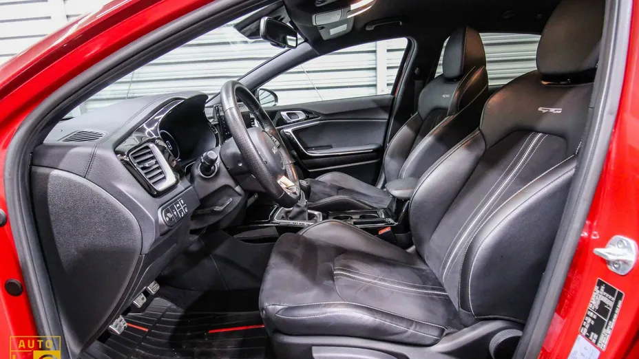 KIA ProCeed -