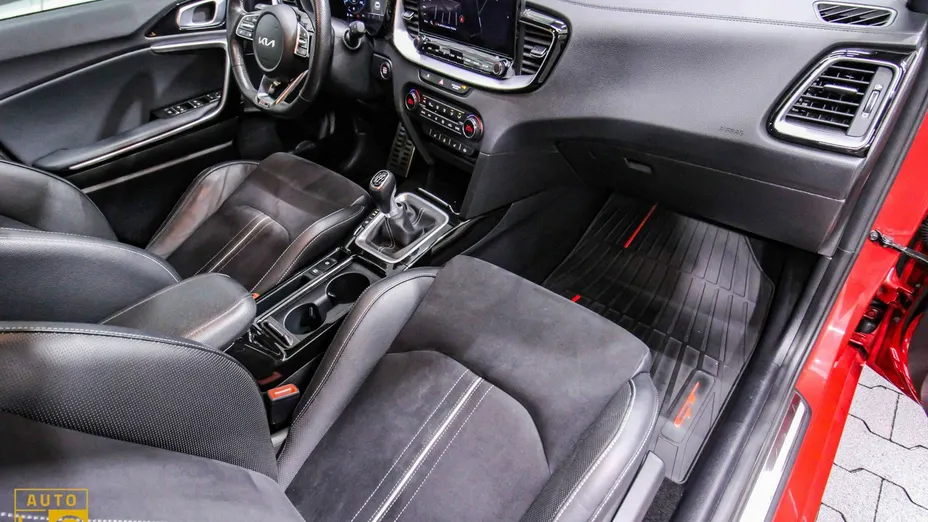 KIA ProCeed -