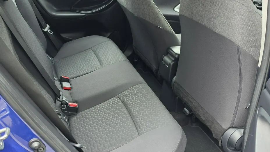 TOYOTA Yaris Cross -