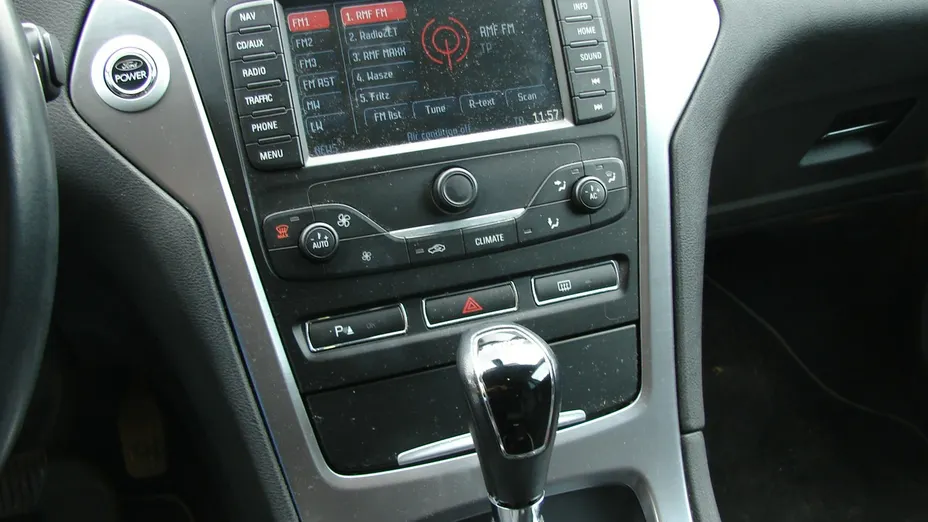 FORD Mondeo -