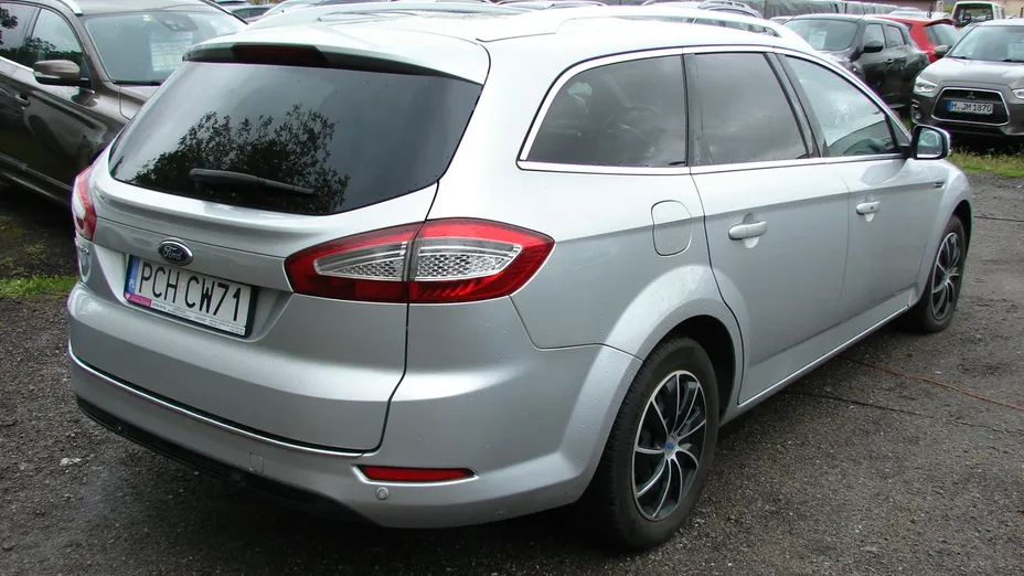 FORD Mondeo -