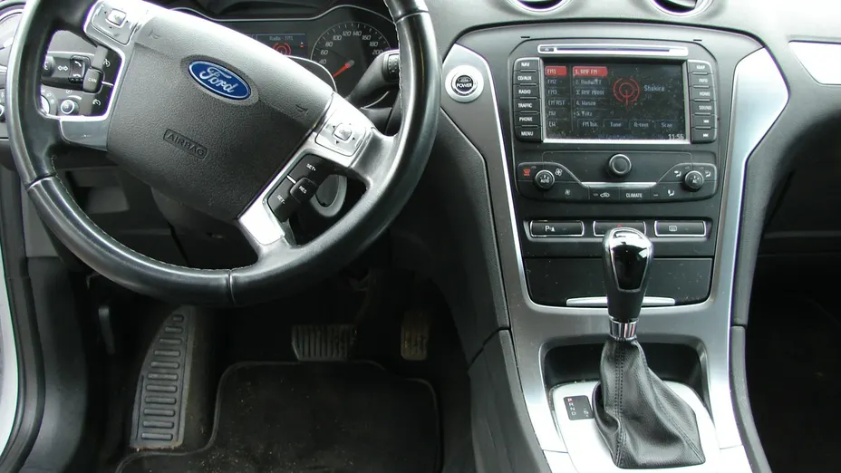 FORD Mondeo -