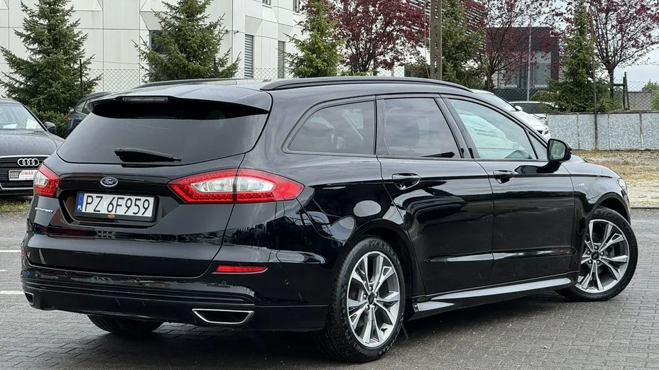 FORD Mondeo -
