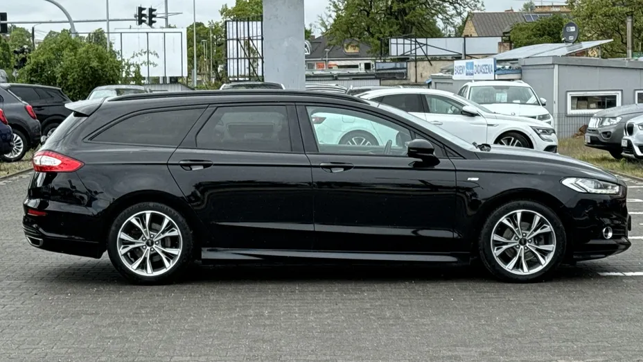 FORD Mondeo -