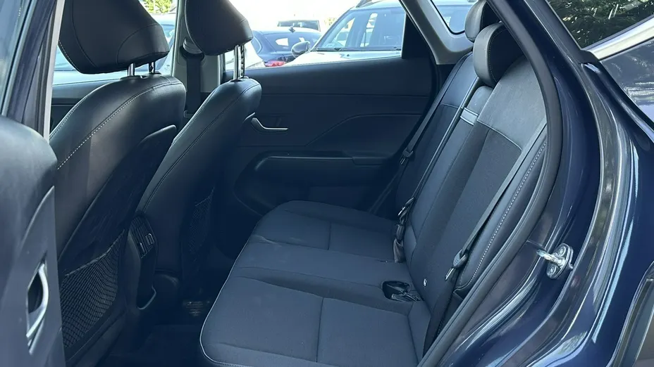 HYUNDAI Kona -