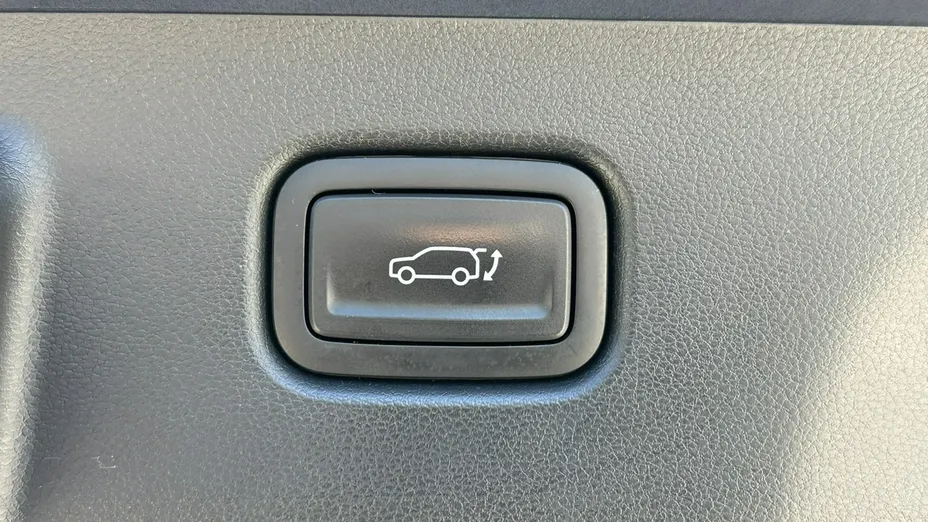 HYUNDAI Kona -