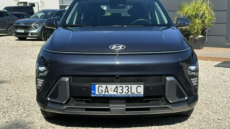 HYUNDAI Kona -