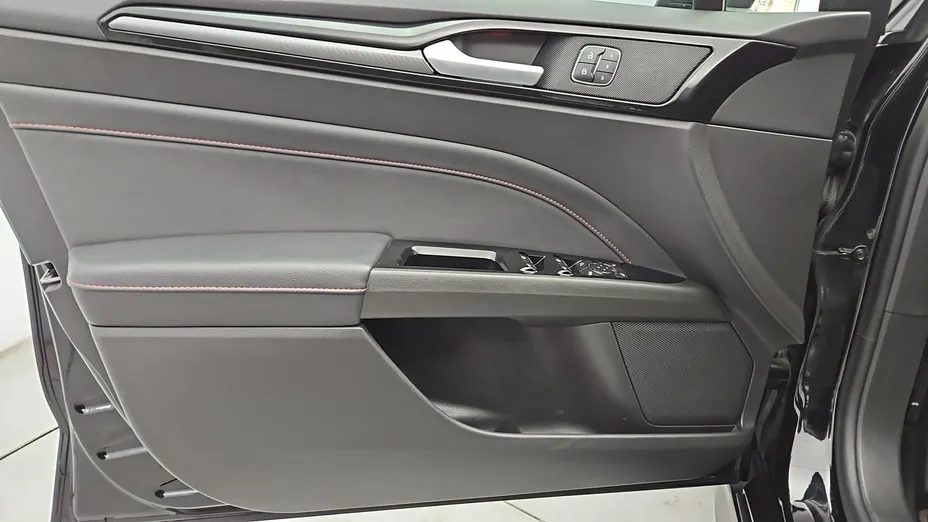 FORD Mondeo -