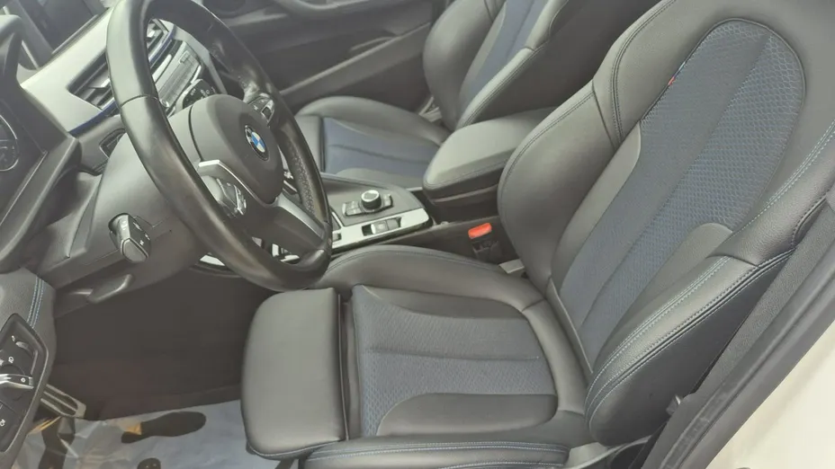 BMW iX2 -