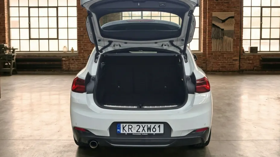 BMW iX2 -