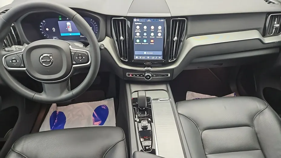VOLVO XC60 -