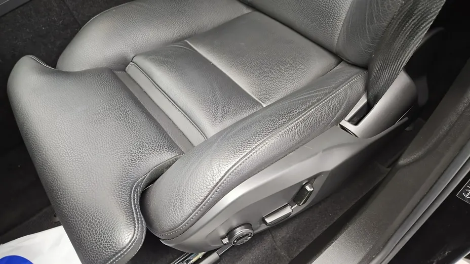 VOLVO XC60 -