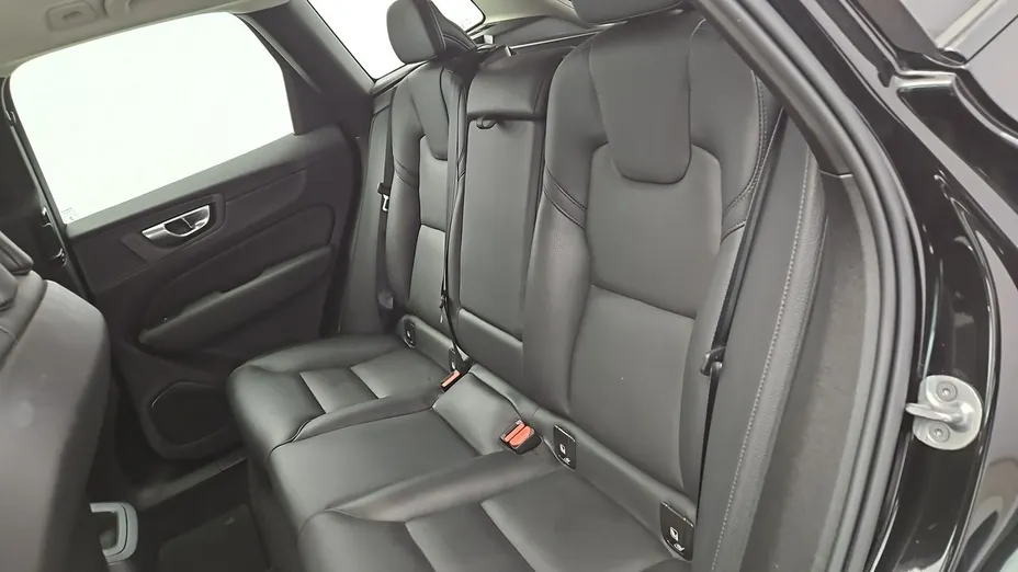 VOLVO XC60 -