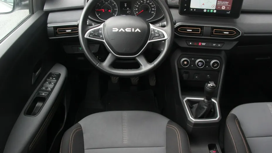 DACIA Sandero -