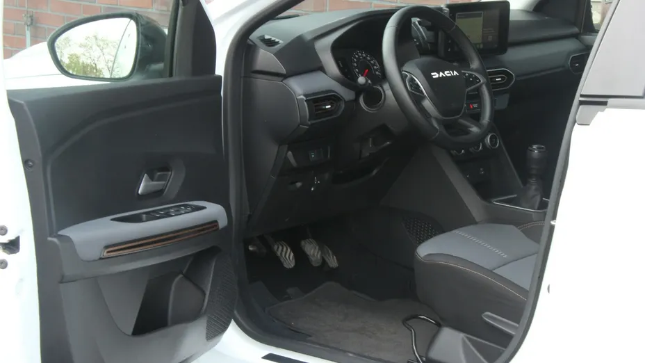 DACIA Sandero -